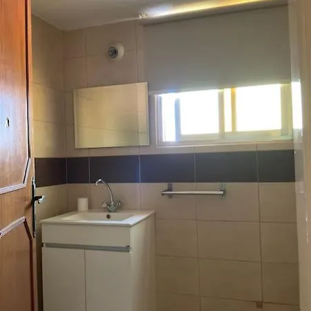 Minouthkia House Apartment