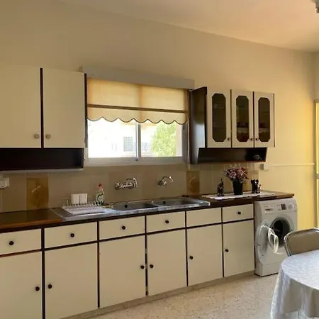 Minouthkia House Apartment *